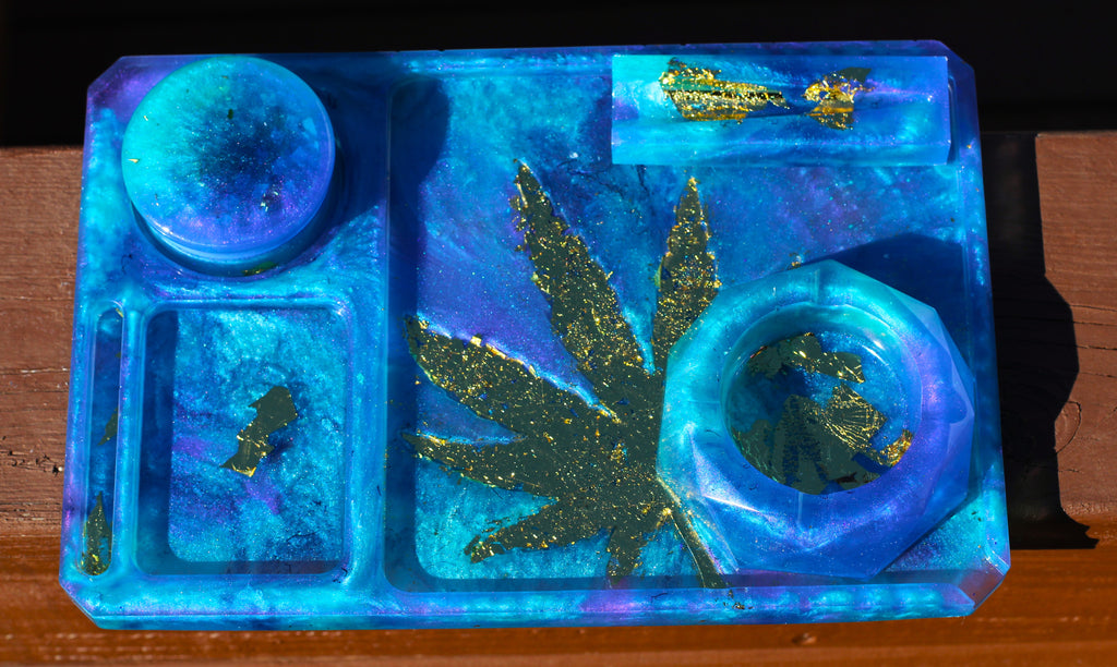 Rolling Tray Cosmic Haze