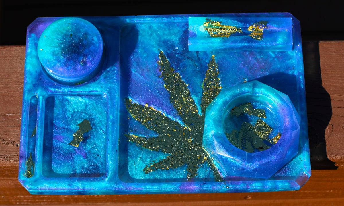 Rolling Tray Cosmic Haze